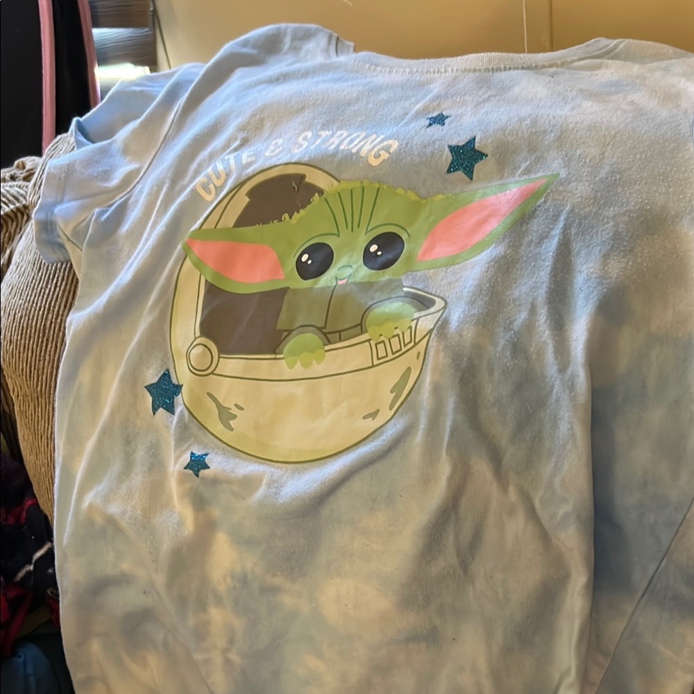 Cute & Strong Baby Yoda T-Shirt
